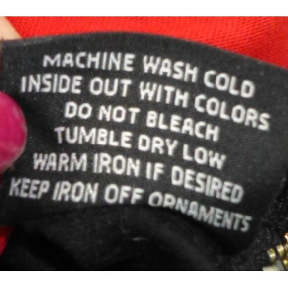 Grand Prix Racing Bull Graphic T-Shirt By Contender XL Red/Black Gold Details Zi - Picture 10 of 11